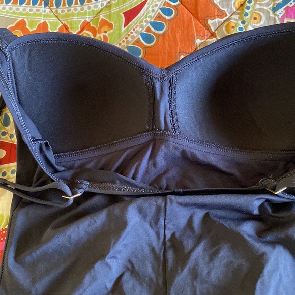 La Blanca Island Goddess Twist Mio black one piece size 10 - Picture 8 of 11